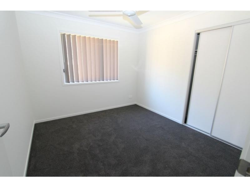 Duplex 1/70 Kerry Street, Marsden QLD 4132