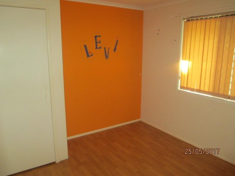 12 Dart Avenue, Kingston QLD 4114