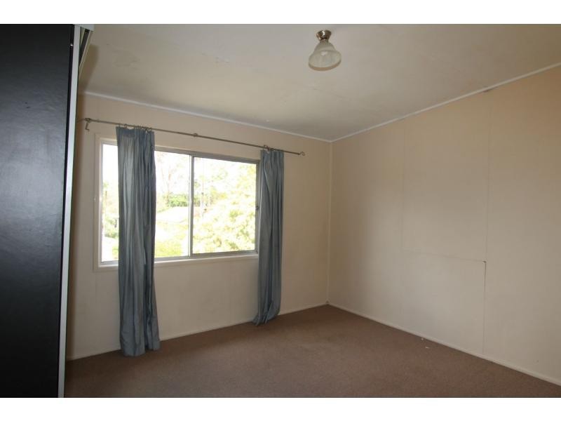 19 Oakland Street, Woodridge QLD 4114