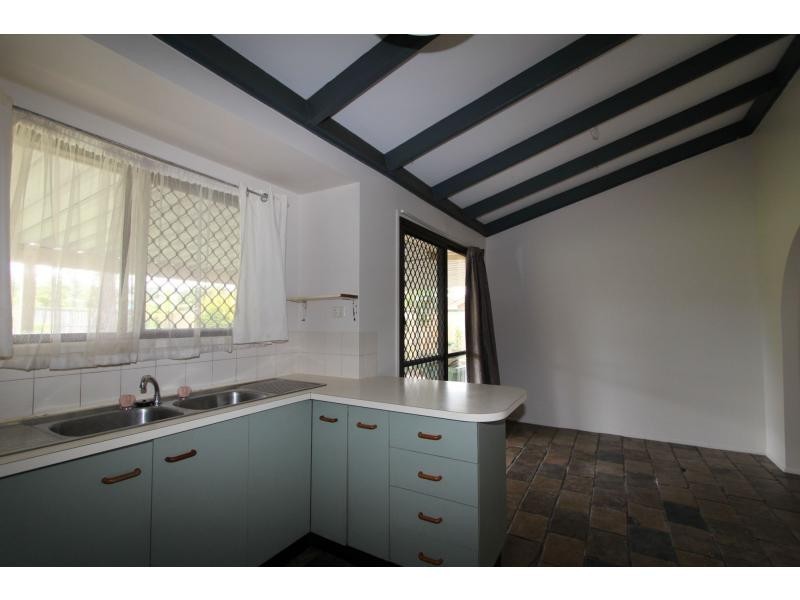 32 Sheffield Court, Browns Plains QLD 4118