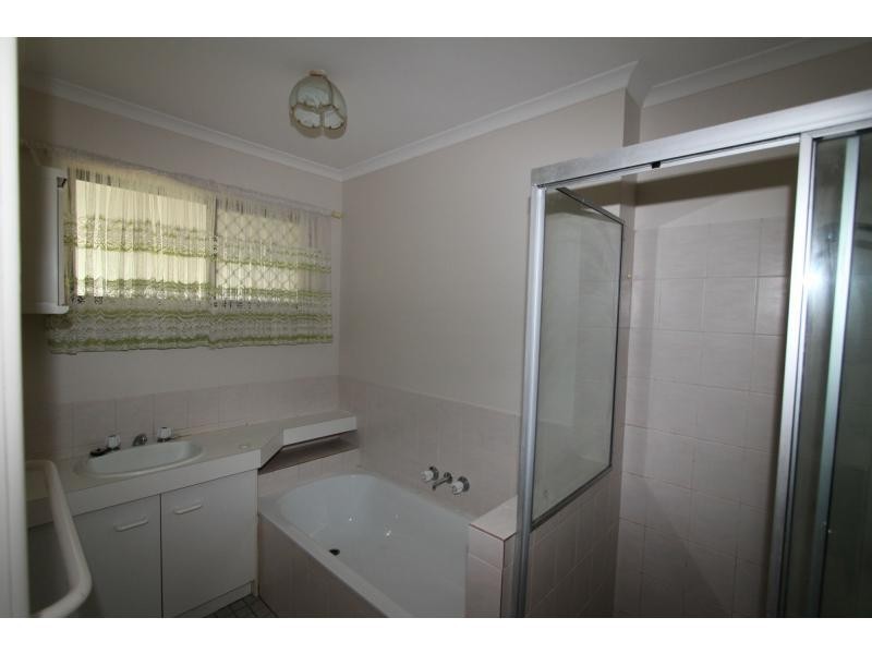 32 Sheffield Court, Browns Plains QLD 4118