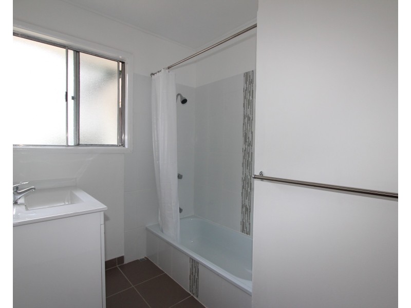 13 Strathdarr Street, Woodridge QLD 4114