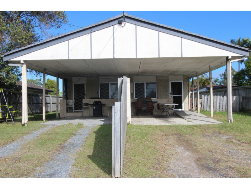 84 Railway Parade, Woodridge QLD 4114