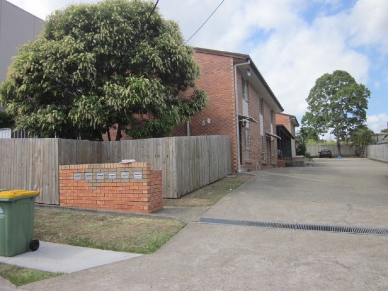 2/50 Blackwood Road, Logan Central QLD 4114
