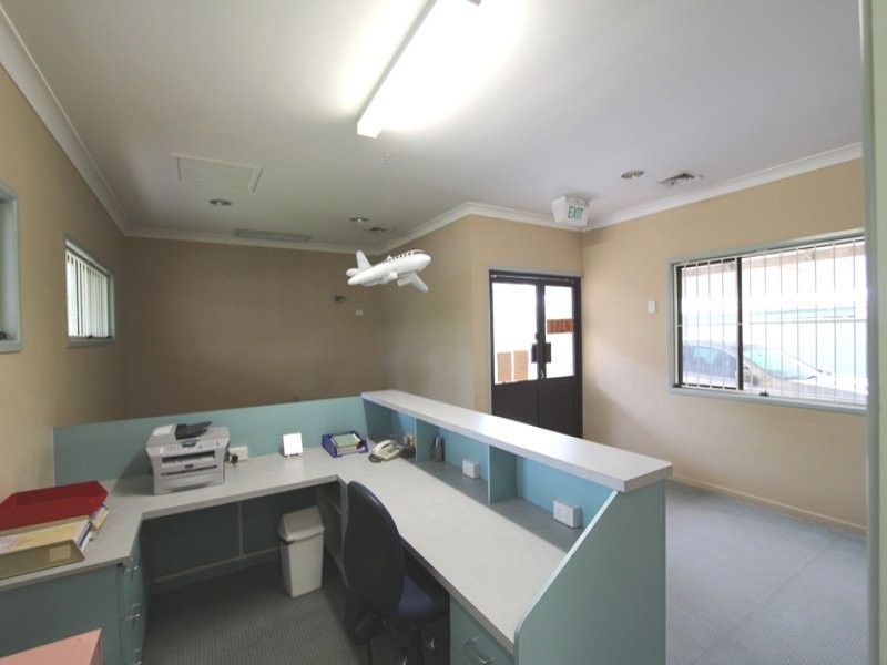 1 Yalumba Street, Kingston QLD 4114