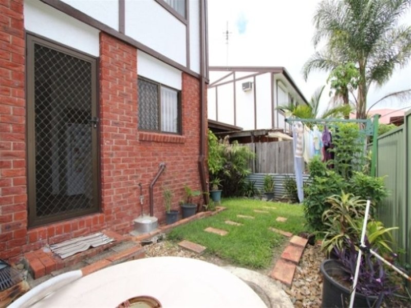 4/24 Garfield Road, Logan Central QLD 4114