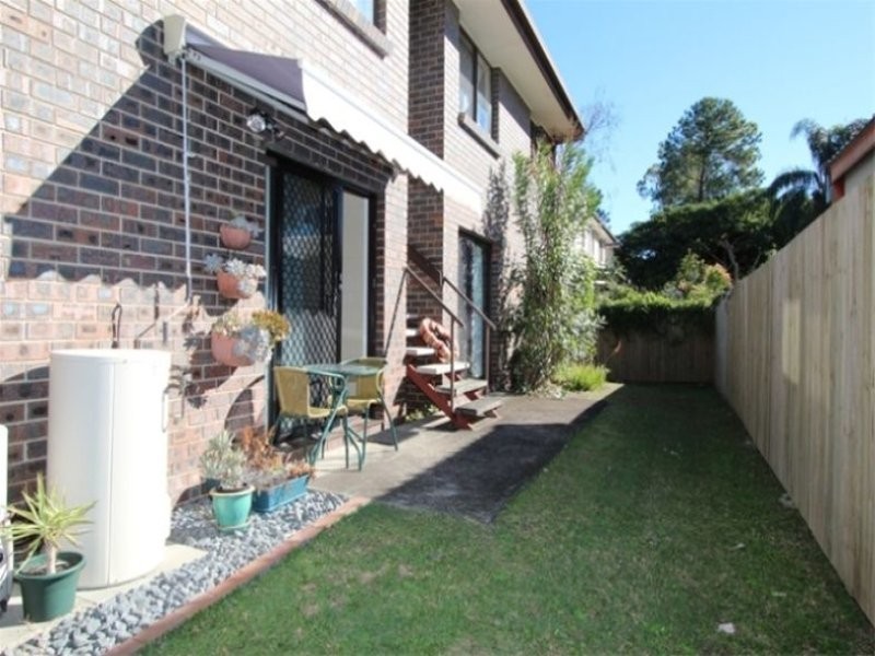 2/41 Defiance Road, Woodridge QLD 4114