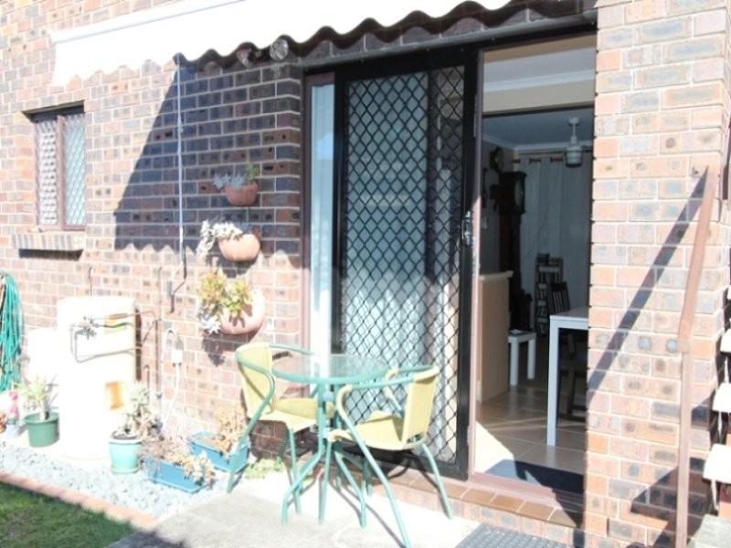 2/41 Defiance Road, Woodridge QLD 4114