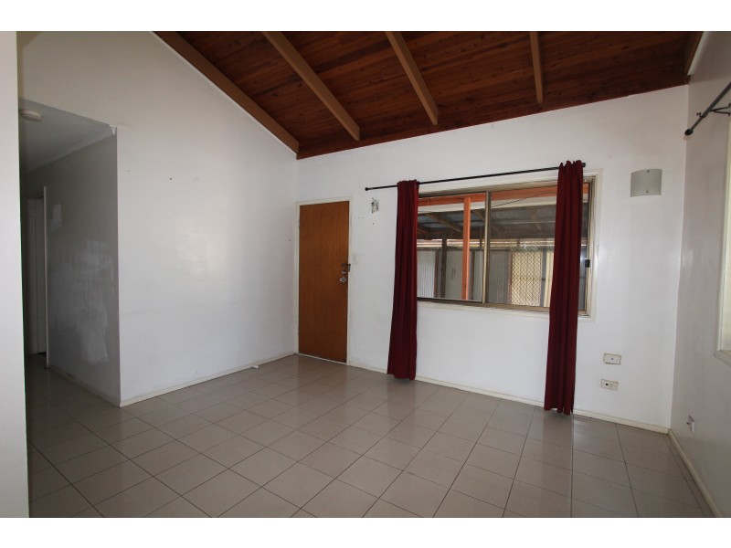 92 Albert Street, Woodridge QLD 4114