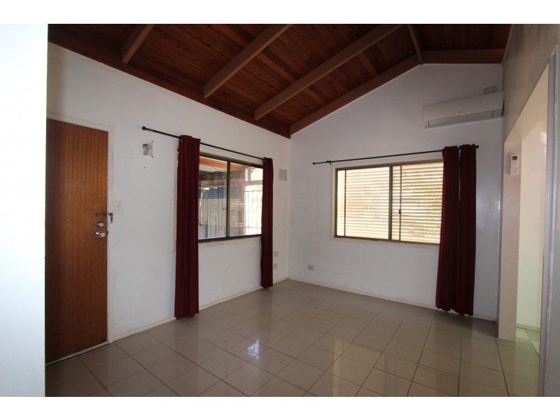 92 Albert Street, Woodridge QLD 4114