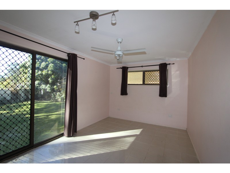 92 Albert Street, Woodridge QLD 4114