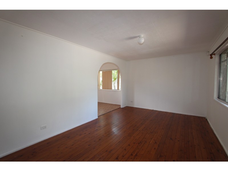 86 Jean St, Woodridge QLD 4114