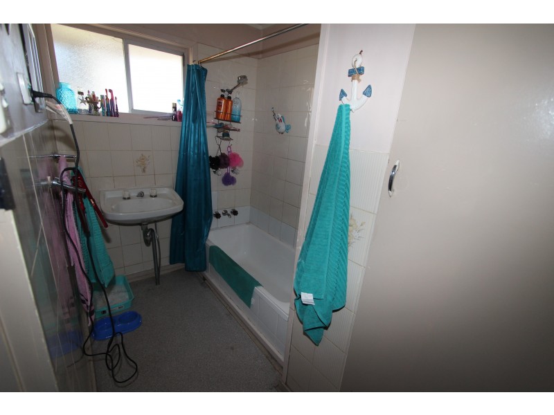 6 Renita St, Slacks Creek QLD 4127