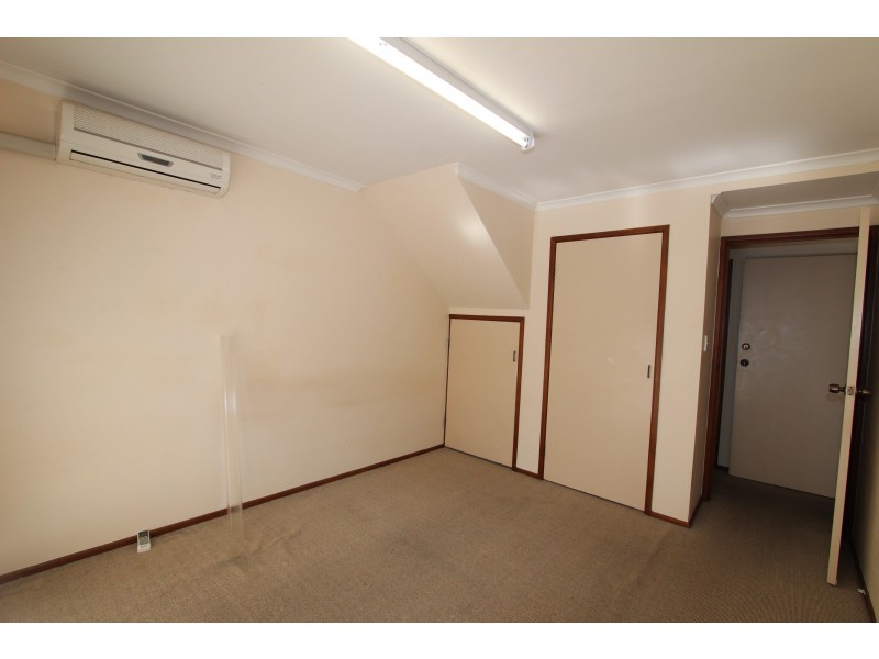 2/394 Chatswood Rd, Shailer Park QLD 4128