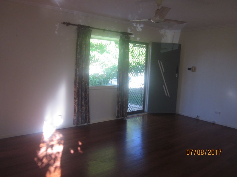 10 Arthur Street, Woodridge QLD 4114