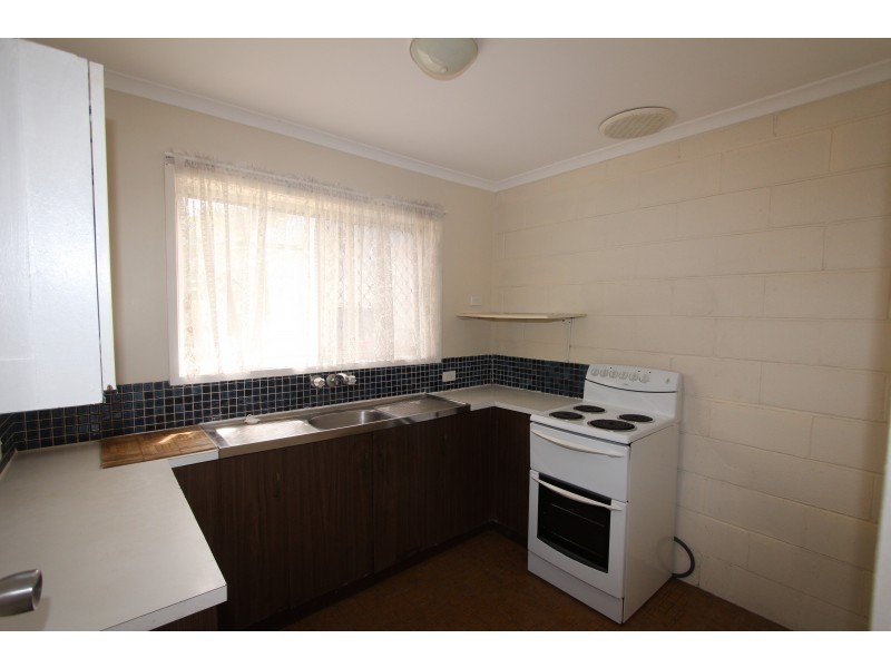 2/109-111 Station Rd, Woodridge QLD 4114