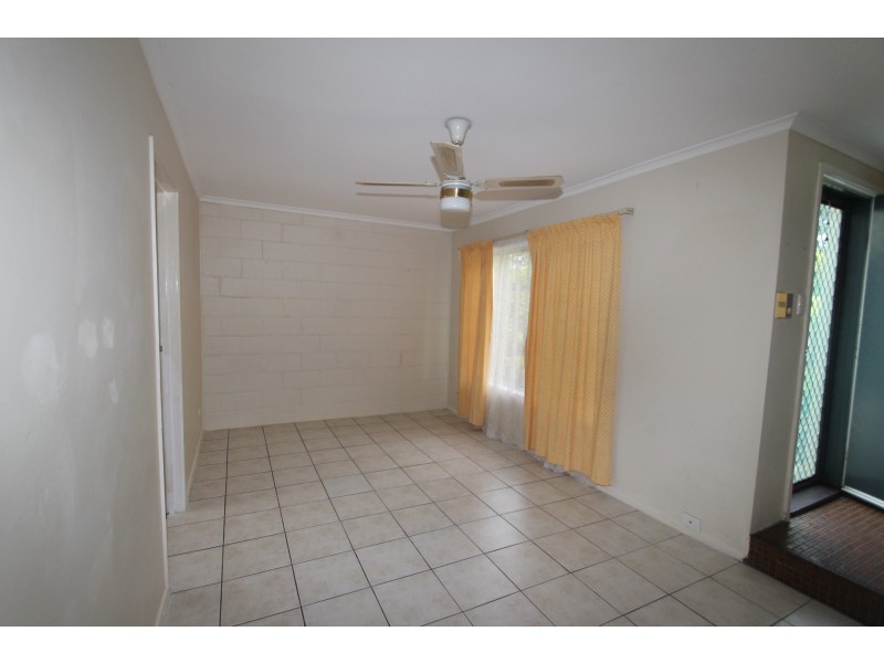 2/109-111 Station Rd, Woodridge QLD 4114