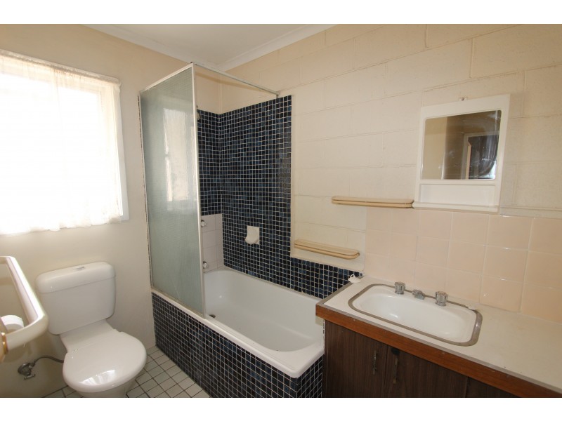 2/109-111 Station Rd, Woodridge QLD 4114