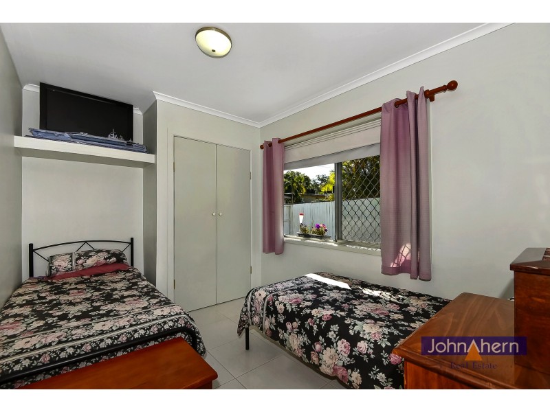19 Jarrah Cres, Logan Central QLD 4114
