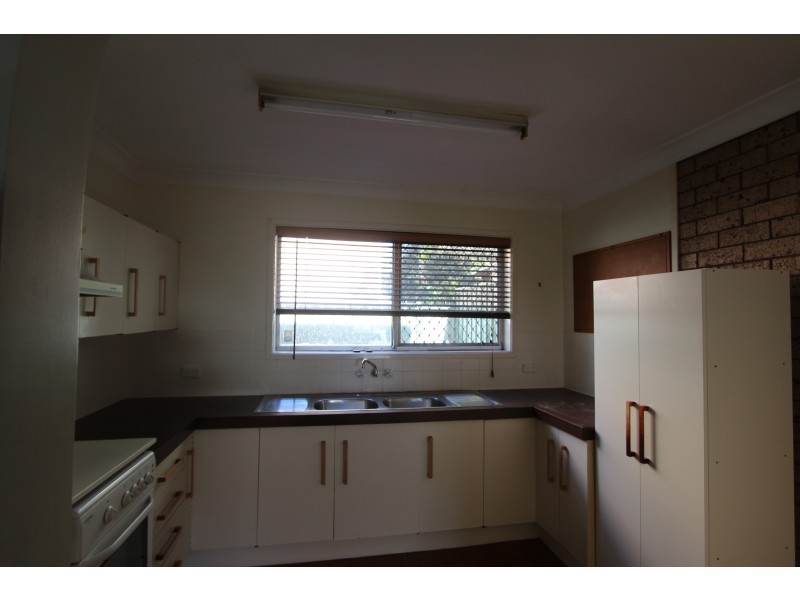 27/18 Defiance Rd, Logan Central QLD 4114