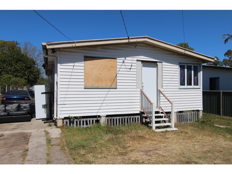 18 Acacia Rd, Woodridge QLD 4114