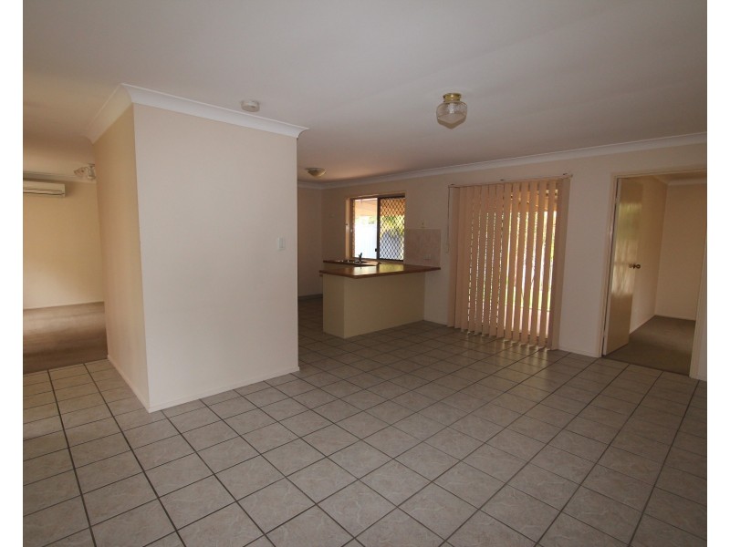5 Caulfield Drive, Loganlea QLD 4131