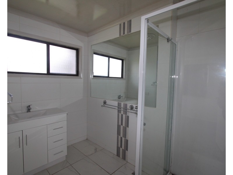 18 Sheffield Ct, Browns Plains QLD 4118