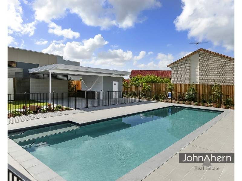 55/105 Barbaralla Drive, Springwood QLD 4127