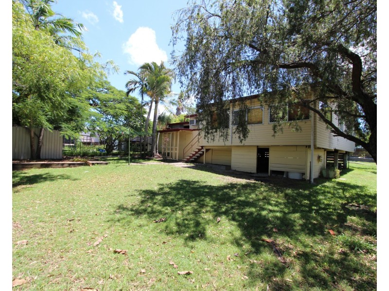 9 Balladonia St, Woodridge QLD 4114