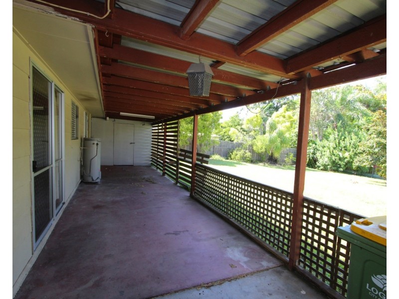 37 Forestwood St, Crestmead QLD 4132