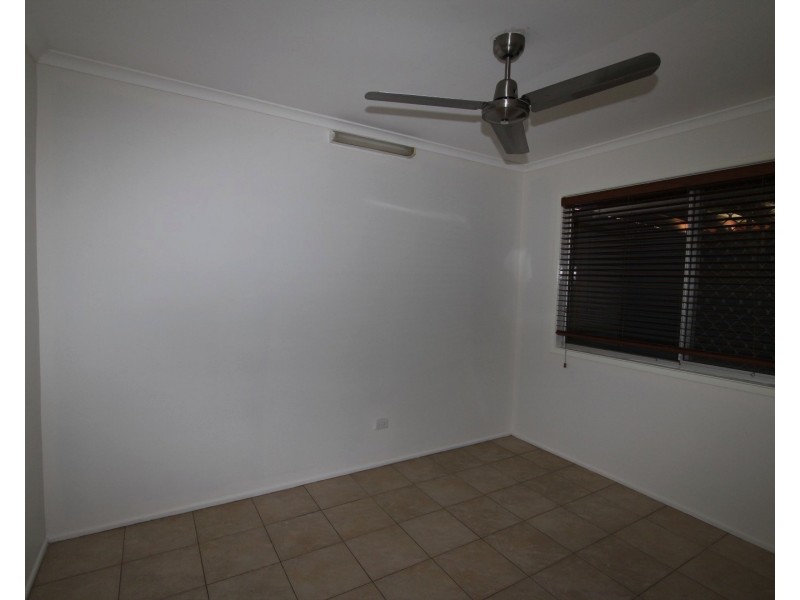 37 Forestwood St, Crestmead QLD 4132