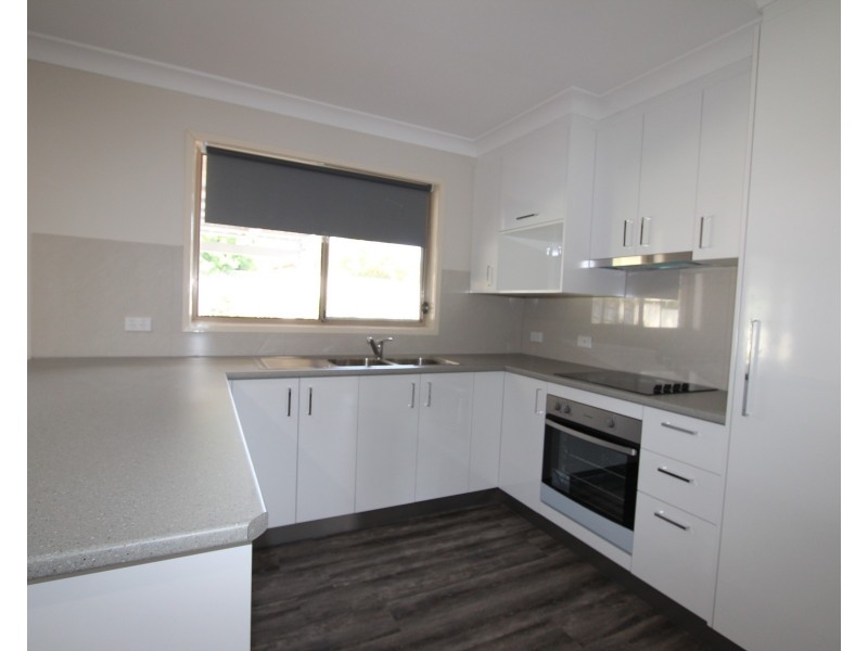 207 Upper Lyndale Street, Shailer Park QLD 4128