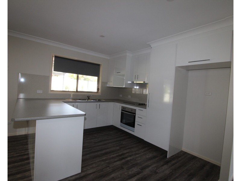 207 Upper Lyndale Street, Shailer Park QLD 4128