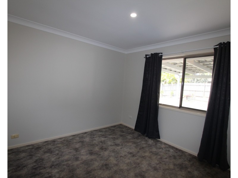 207 Upper Lyndale Street, Shailer Park QLD 4128