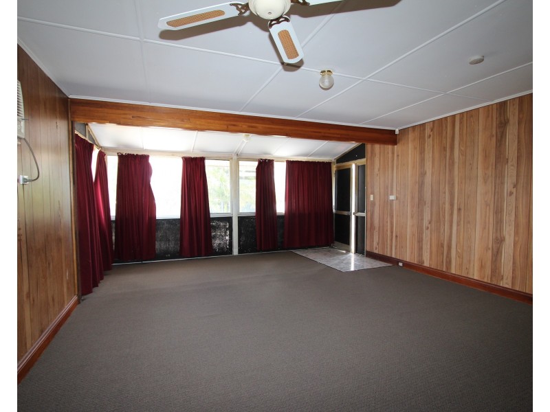 22 Juers St, Kingston QLD 4114