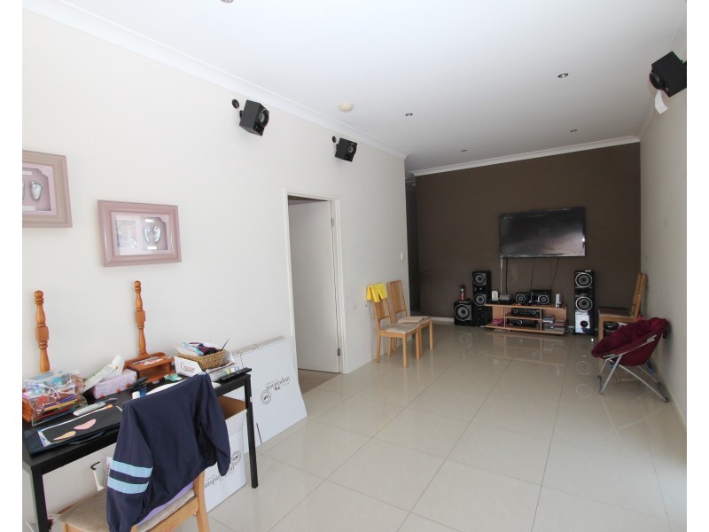 36 Southgate Dr, Woodridge QLD 4114