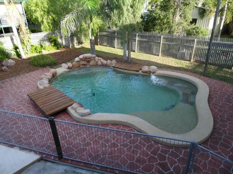 14 Canara Street, Cranbrook QLD 4814