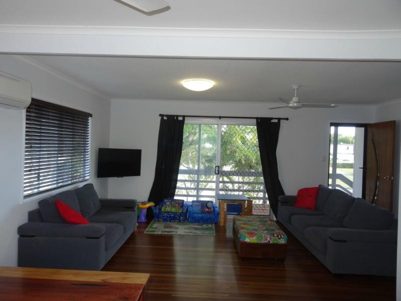 12 Alice Street, Cranbrook QLD 4814