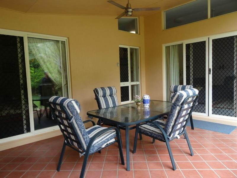 18 Luke Court, Bushland Beach QLD 4818