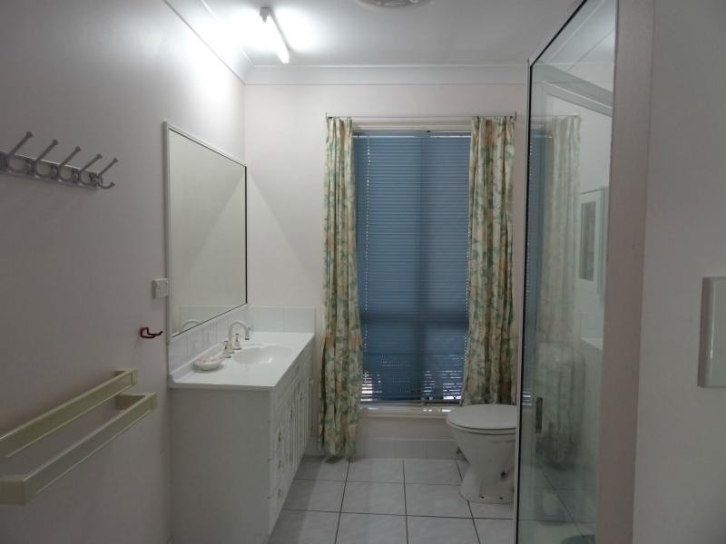 18 Luke Court, Bushland Beach QLD 4818