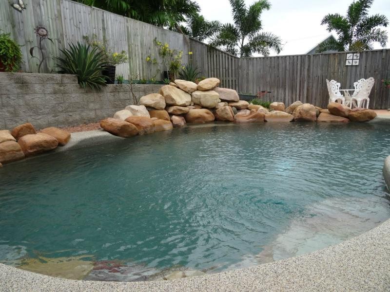 11 Ugarte Street, Bushland Beach QLD 4818