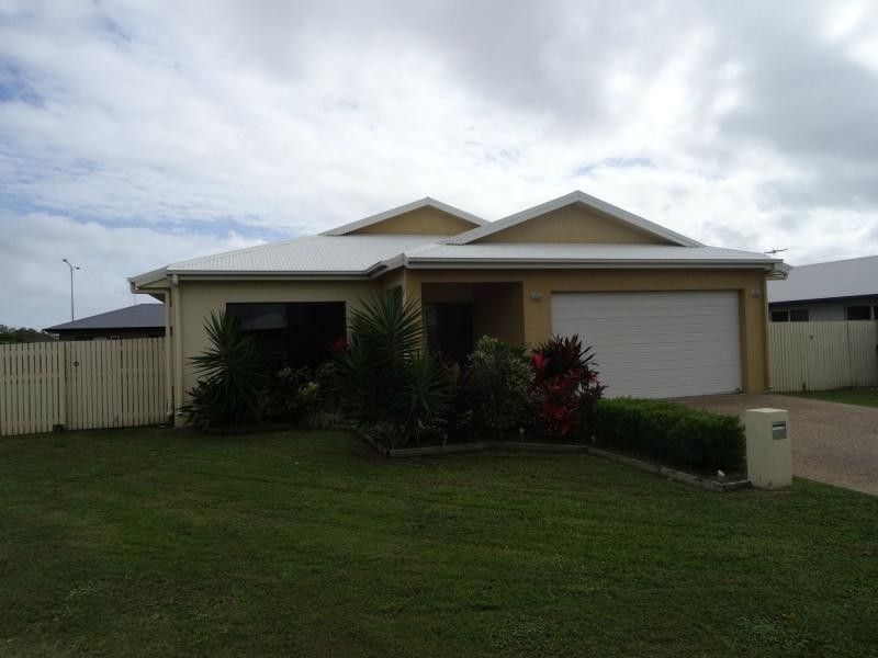 9 Henning Court, Bushland Beach QLD 4818