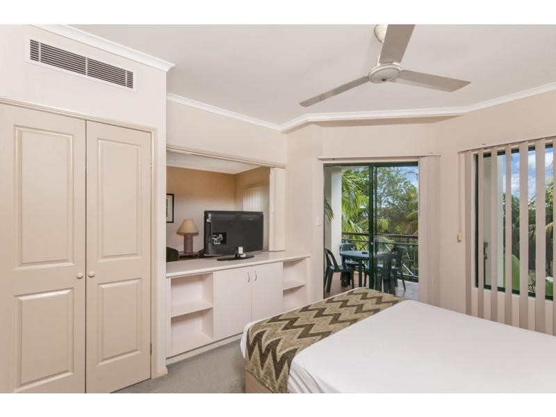 Unit 220/294-298 Sheridan Street, Cairns North QLD 4870