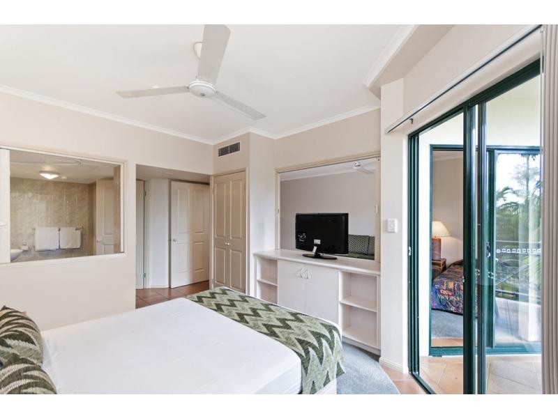 Unit 220/294-298 Sheridan Street, Cairns North QLD 4870