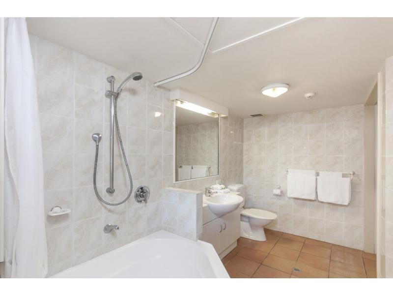 Unit 220/294-298 Sheridan Street, Cairns North QLD 4870