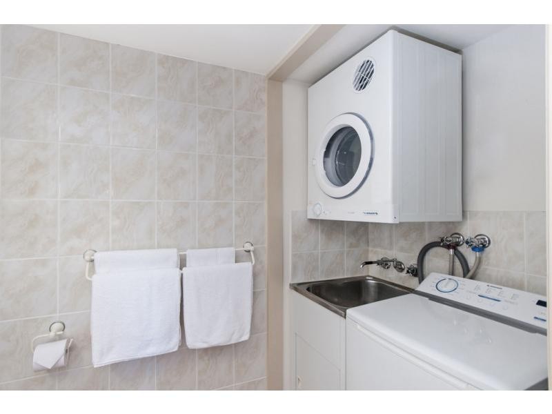 Unit 220/294-298 Sheridan Street, Cairns North QLD 4870