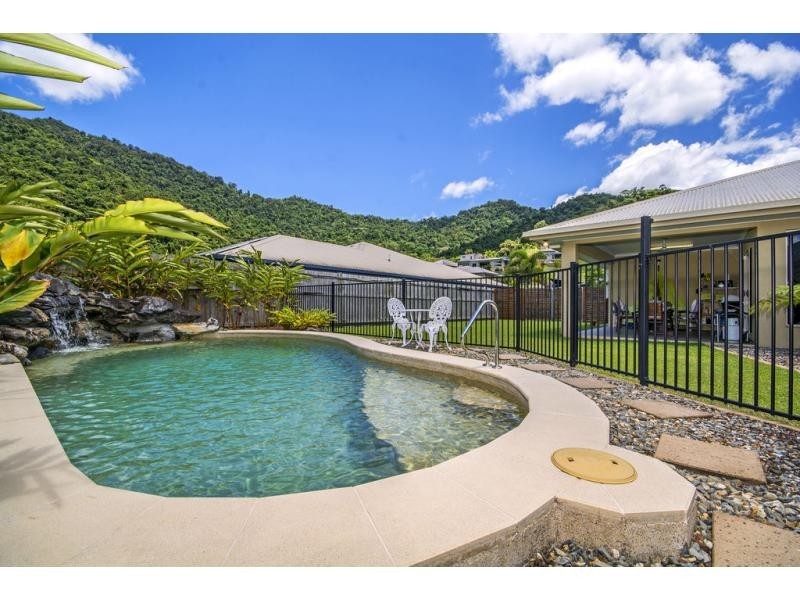 15 Mackerras Street, Redlynch QLD 4870