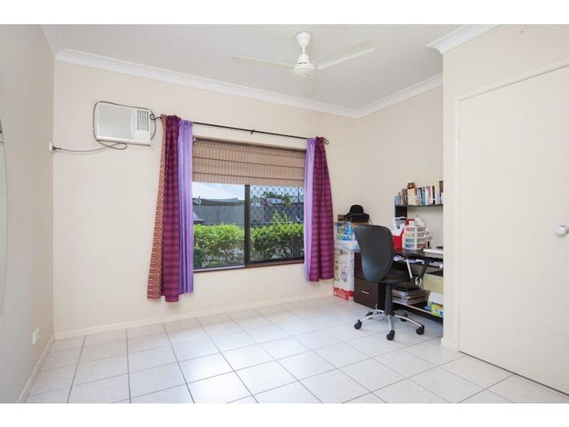 4 Picnic Street, White Rock QLD 4868