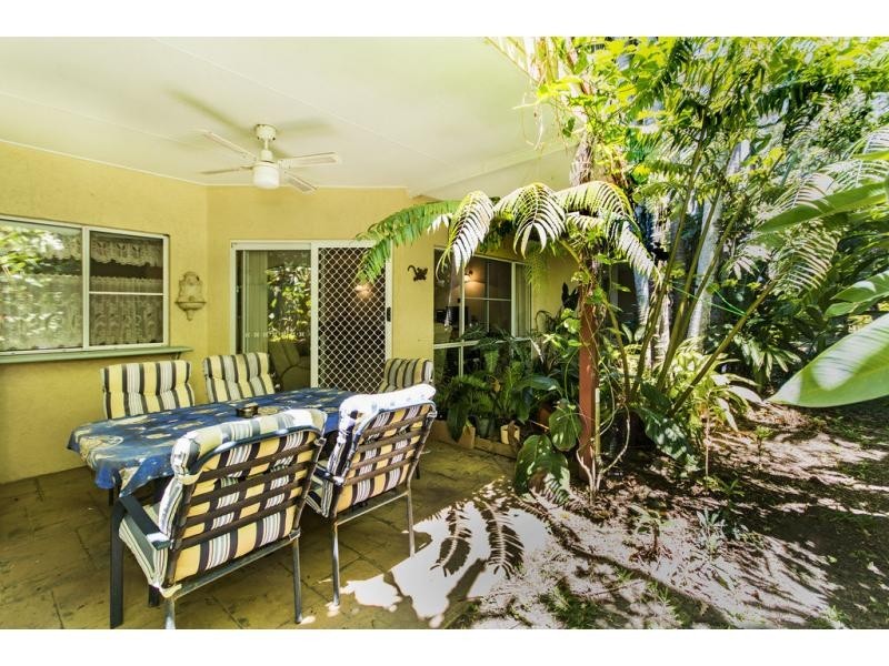 37/5-15 McGregor Street, Mooroobool QLD 4870