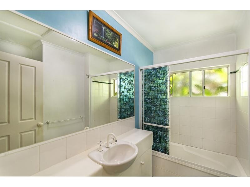 37/5-15 McGregor Street, Mooroobool QLD 4870